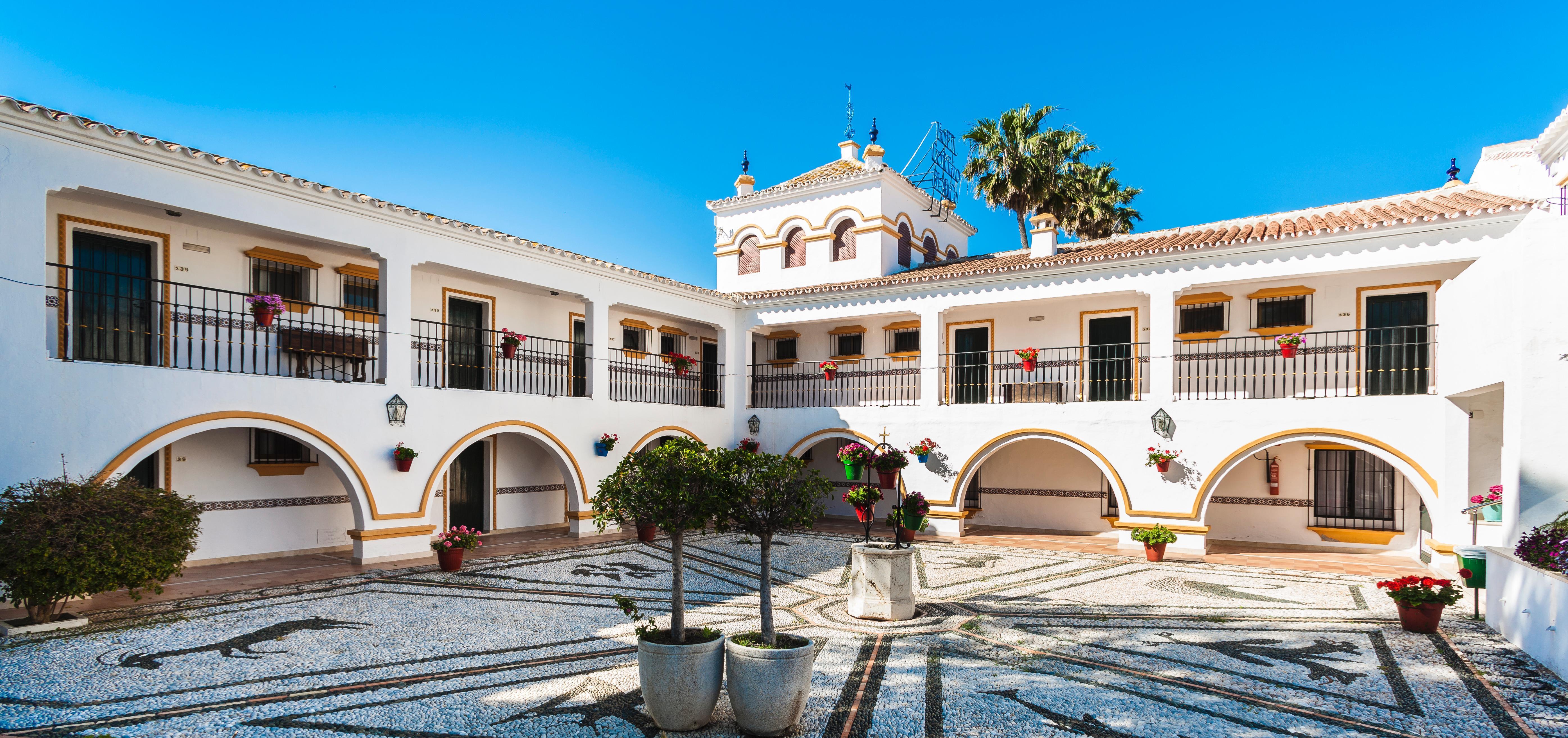 Globales Cortijo Blanco Hotel Marbella Exterior photo