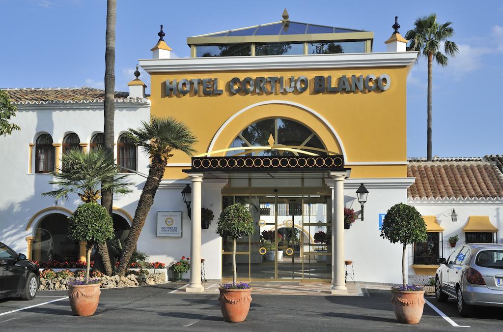 Globales Cortijo Blanco Hotel Marbella Exterior photo