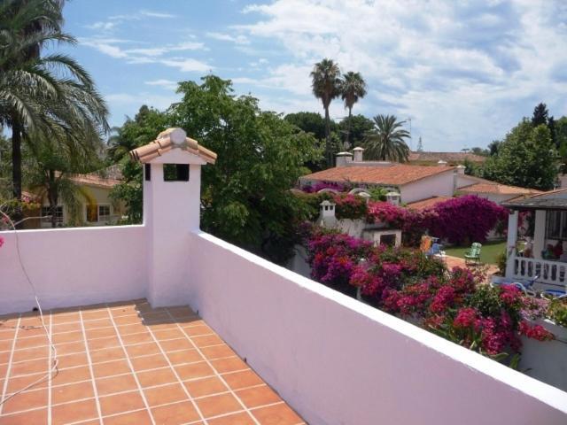 Globales Cortijo Blanco Hotel Marbella Room photo